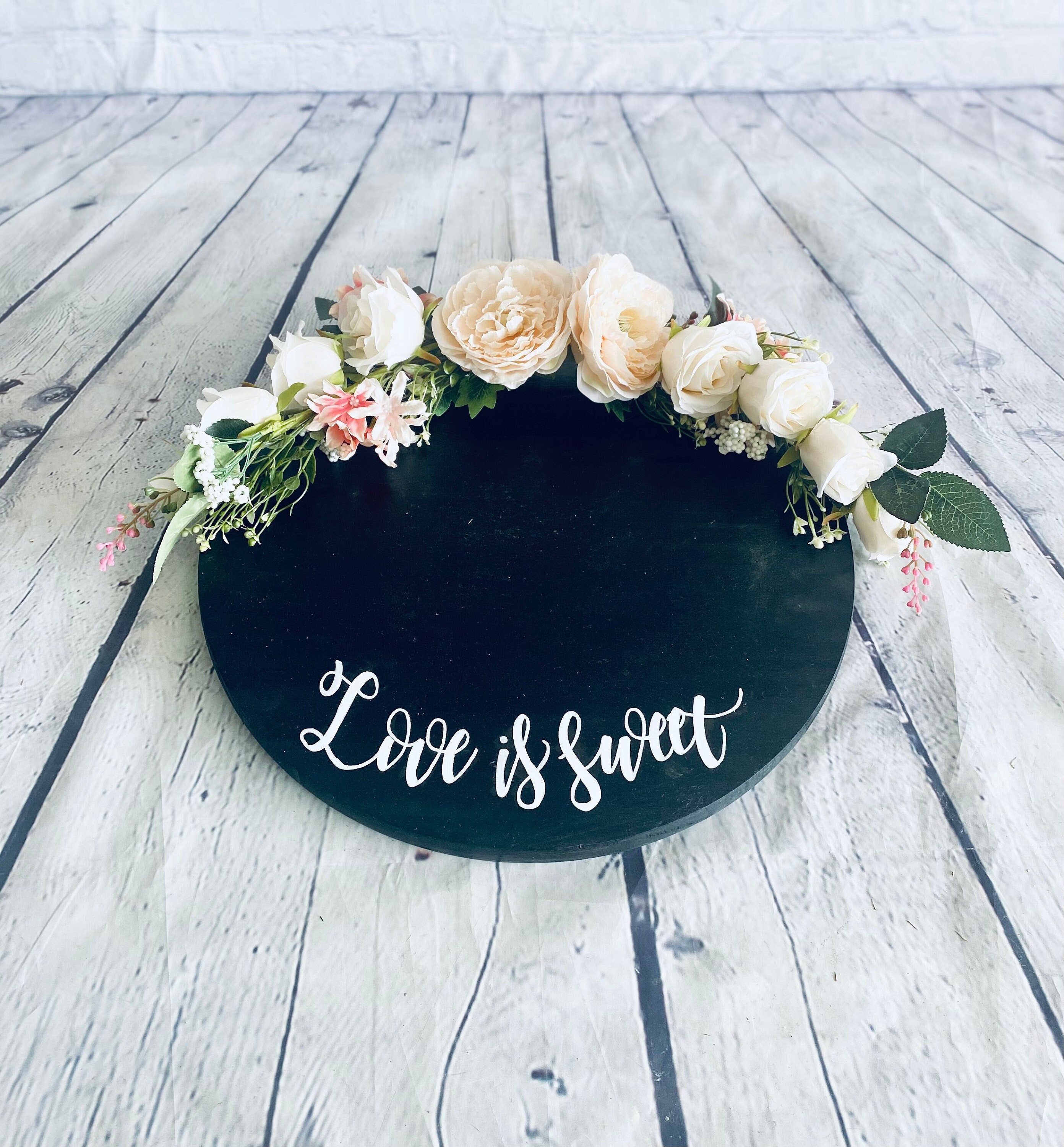 Customizable Cake Stand - Centerpiece for Wedding - Personalized Handwritten Couple Gift Personalized name sign Stand Wedding Cake Stand