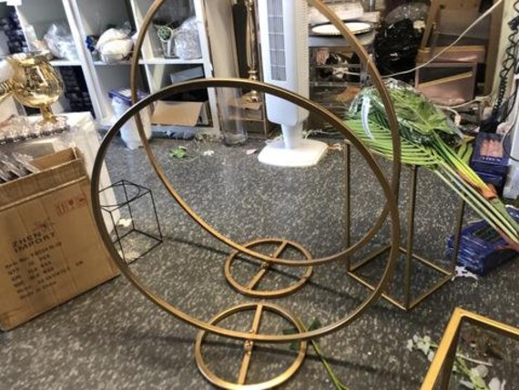 Set of 4 Gold 24 Inch Round Metal Hoop Geometric Centerpiece Stand