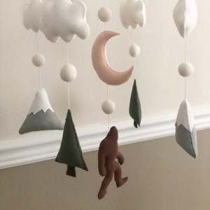 Bigfoot Mountain Arbre Nuage Feutre Bébé Mobile Baby shower Cadeau