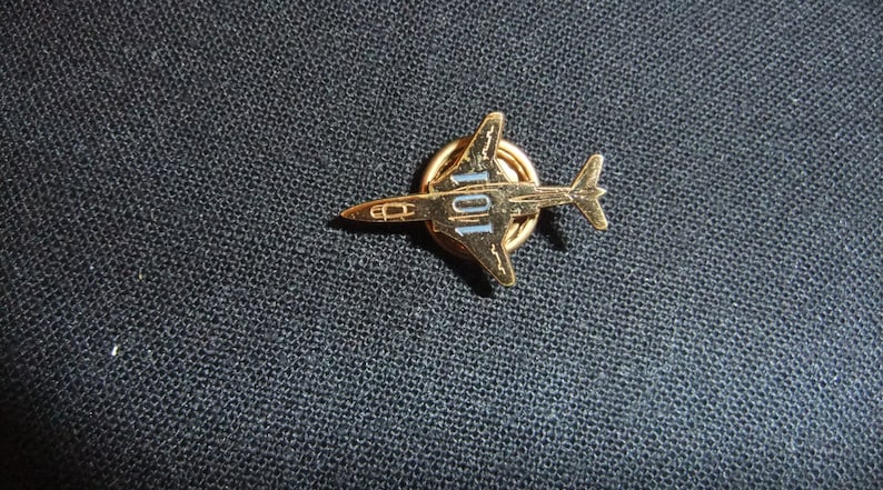 aviation tie pin