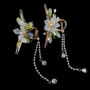 Vintage Glazed Flower with Tassel Metal Hair Claw Hair Clip Chinese Style Hair Claw Floral Elegant Hair Grip Wedding Hair Accessories