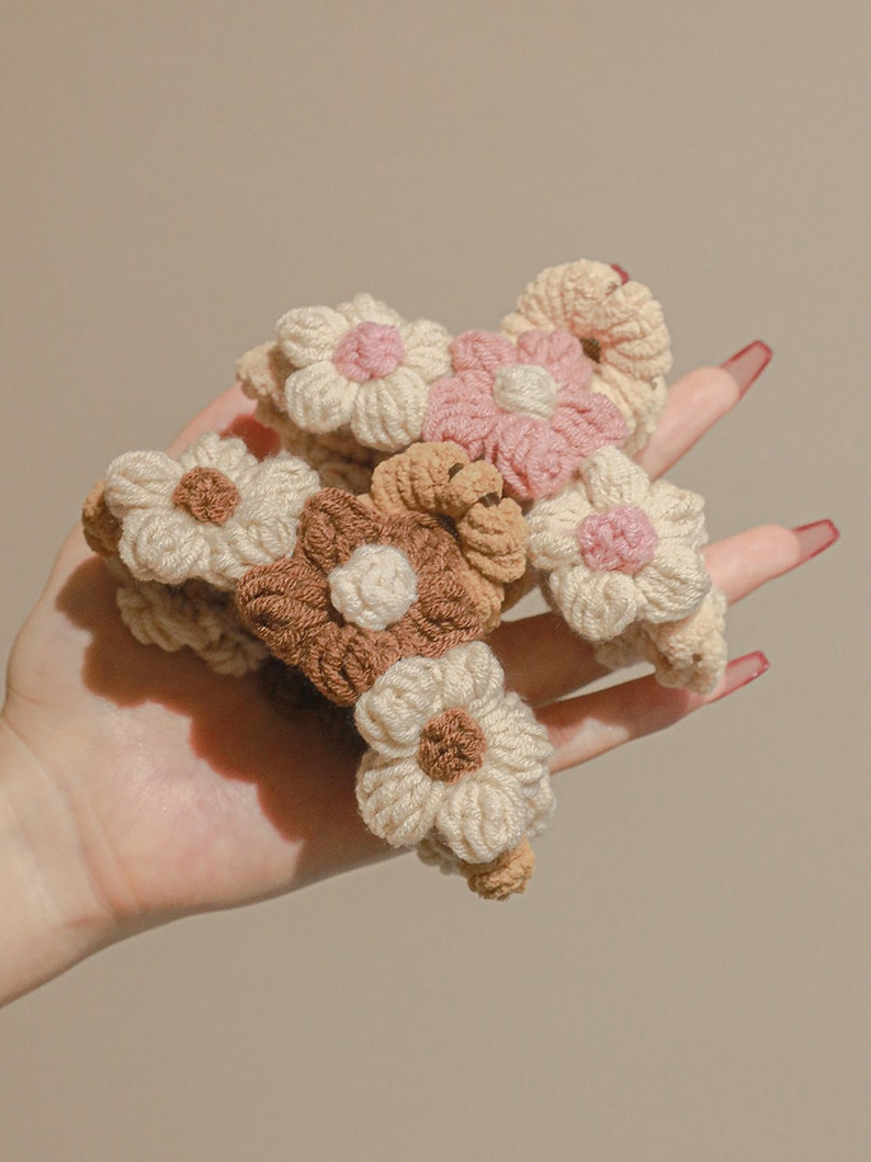 Crochet Flower Claw Clip Winter Knit Hair Claw Clip Gold Etsy