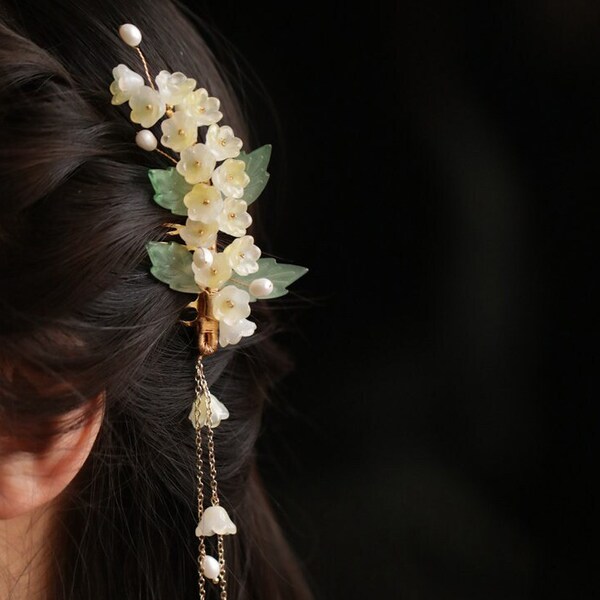 Vintage Yellow Flower Hair Stick Hair Comb Lily Of The Valley Insert Comb Traditional Classical Hairpin Sense of Luxury Hair Accessories