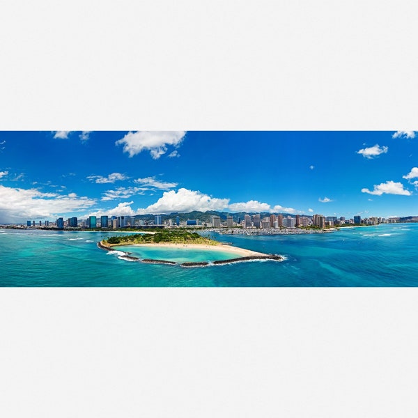 Honolulu City Panorama with Waikiki, Hawaii with Diamondhead Crater