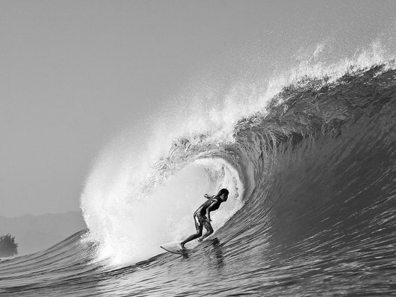 Black White Surf Photo Surfer On A Big Wave At Pipeline - Hawaii Wall Art Photography Black White Surf Photo Surfer On A Big Wave At Pipeline - Hawaii Wall Art Photography