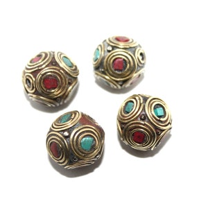 Turquoise beads Coral beads (4 beads) Nepalese Beads Tibetan Beads Nepal Beads Turquoise Necklace Tibet beads tribal beads Mala Beads BDS143