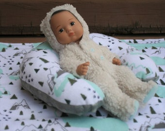 Micro Preemie Prem Reborn Baby Doll Ooak Moses Basket with Pillow and Shawl 