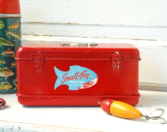 Vintage retro gun bow hunting wildlife fishing bear deer buck rectangle metal tin outdoors wallet sized duck storage container case man gift
