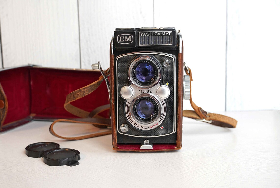 Vintage 1964 1967 Yashicamat EM Dual Lens Reflex Camera Etsy