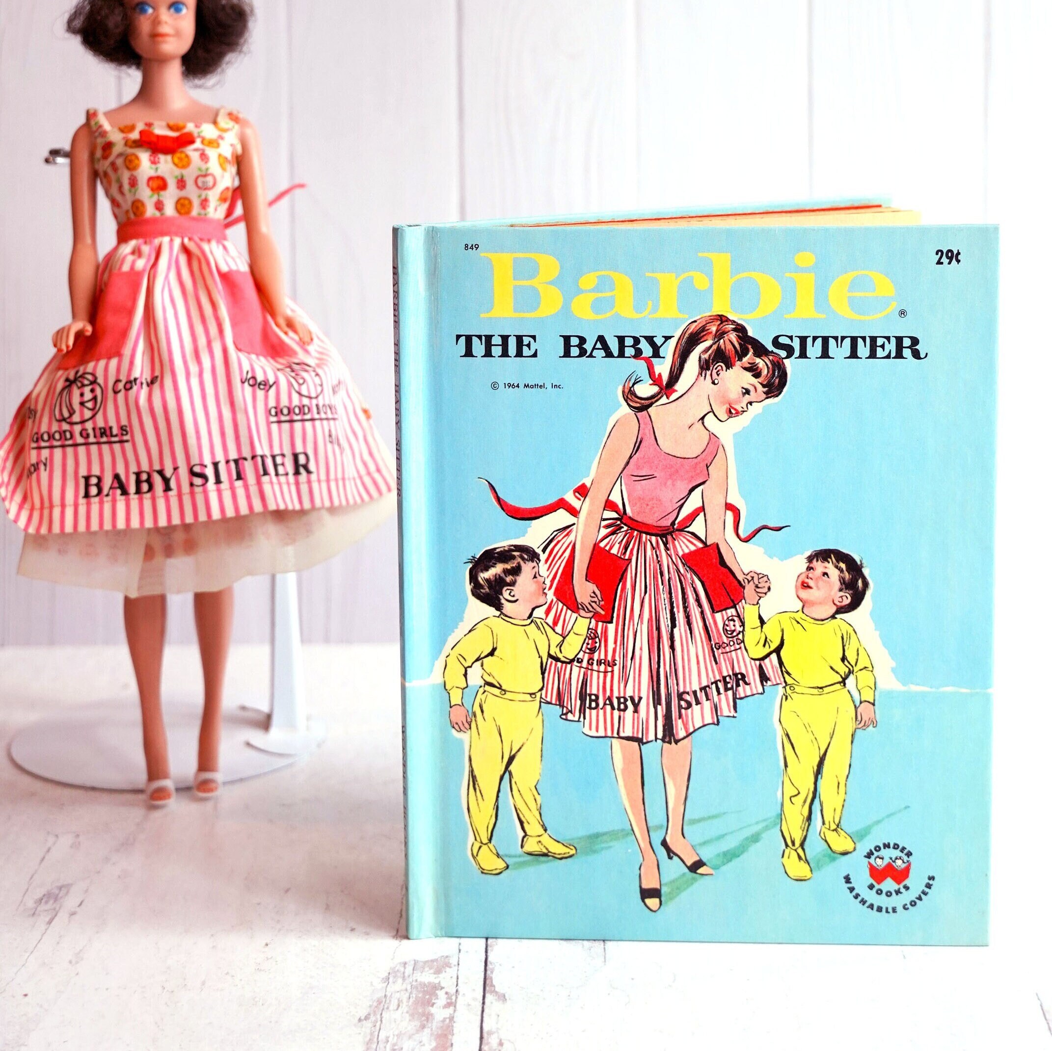 Vintage 1964 Wonder Book Barbie the Babysitter, Like New, Washable