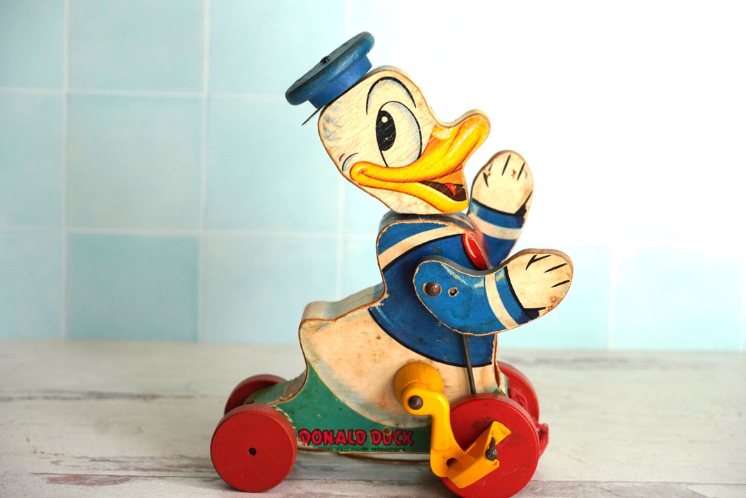 Vintage Fisher Price Talking Donald Duck Wood Pull Toy, 765, Makes Quacking Noise As Rolls, Walt Disney Productions, Collectible, Disneyana - Etsy 日本 Vintage Fisher Price Talking Donald Duck Wood Pull Toy, 765, Makes Quacking Noise As Rolls, Walt Disney Productions, Collectible, Disneyana - Etsy 日本