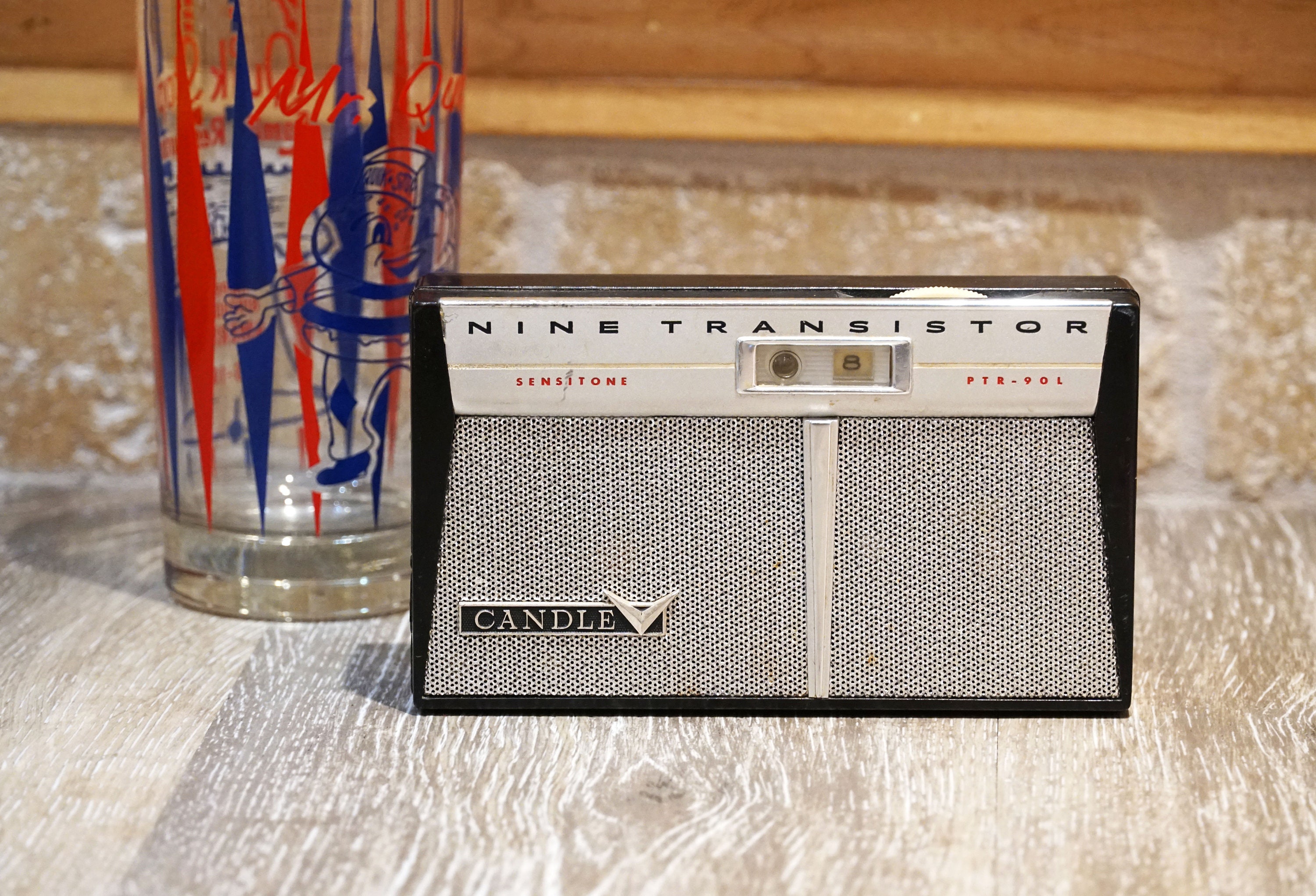 Vintage 1964 Nine Transistor Sensitone Candle Radio Tokyo