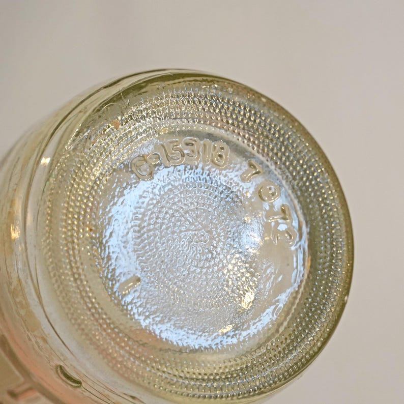 Vintage Mid Century Tom Moore Fine Beverages Bottle 10 oz, Textured Clear Glass, Green & White Shamrock Design, Coca Cola Bottling, St Paul image 8