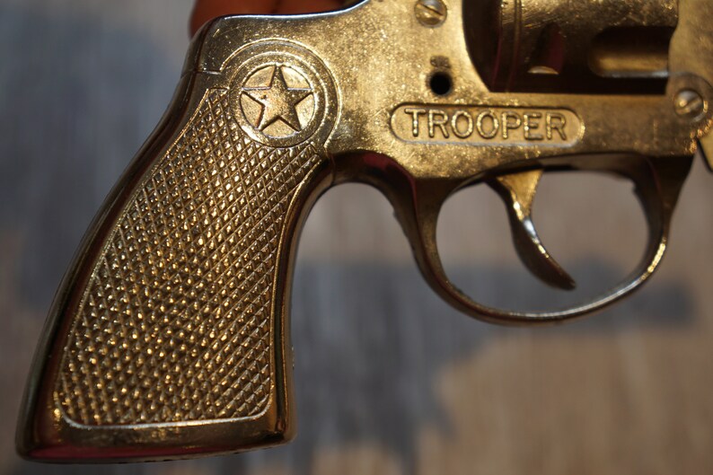 Antique 1950s Hubley Trooper Toy Cap Gun DieCast Colt 45