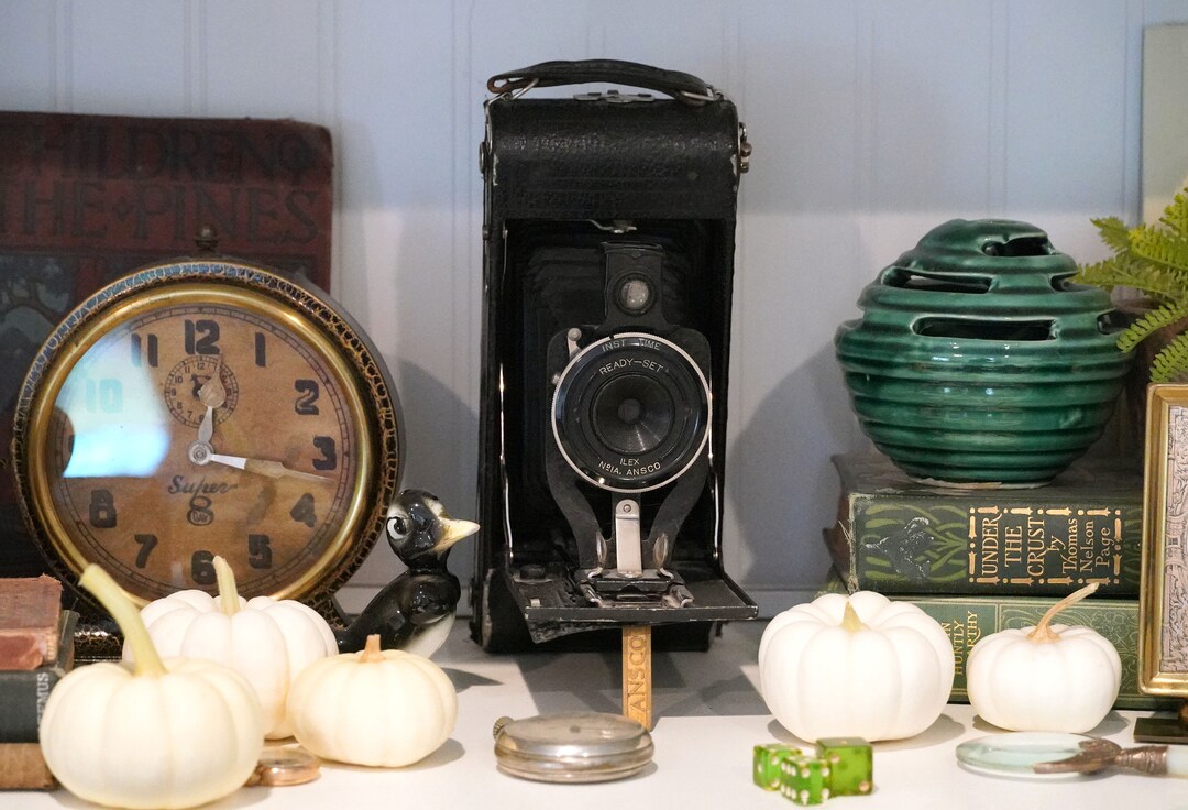 Deardorff 8x10 Large Format Camera With Red Bellows Pre-Owned