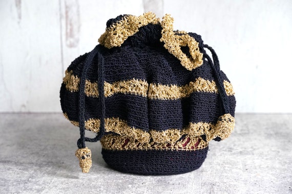 Vintage 1940s - 1950s Black and Gold Crochet Hiaw… - image 1