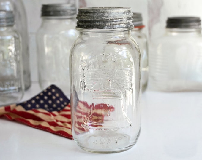 Vintage 1975 Anchor Hocking Bicentennial Mason Jar, Liberty Bell on 1 ...