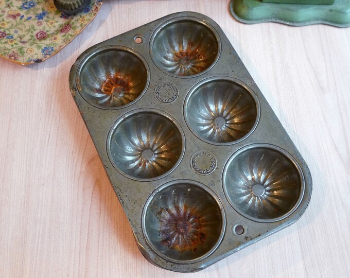 Vintage EKCO Fluted Muffin Cake Tins, Pair of Distressed 6 Cake Baking