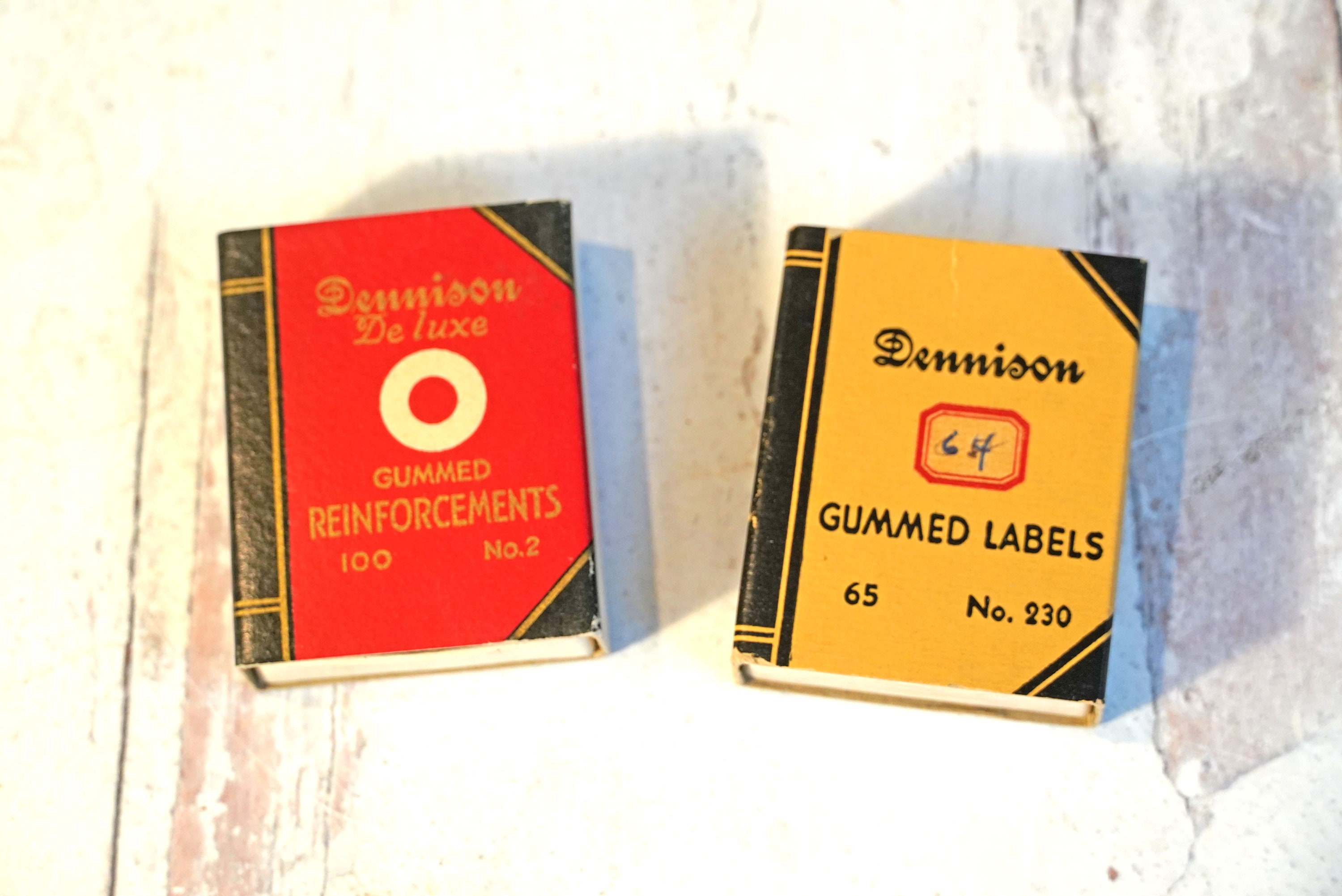 Vintage 1930s Dennison Deluxe Gummed Reinforcements No 2 (full