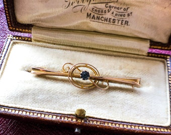 Antique Victorian 9ct Gold Bar Brooch: Blue Paste Stone