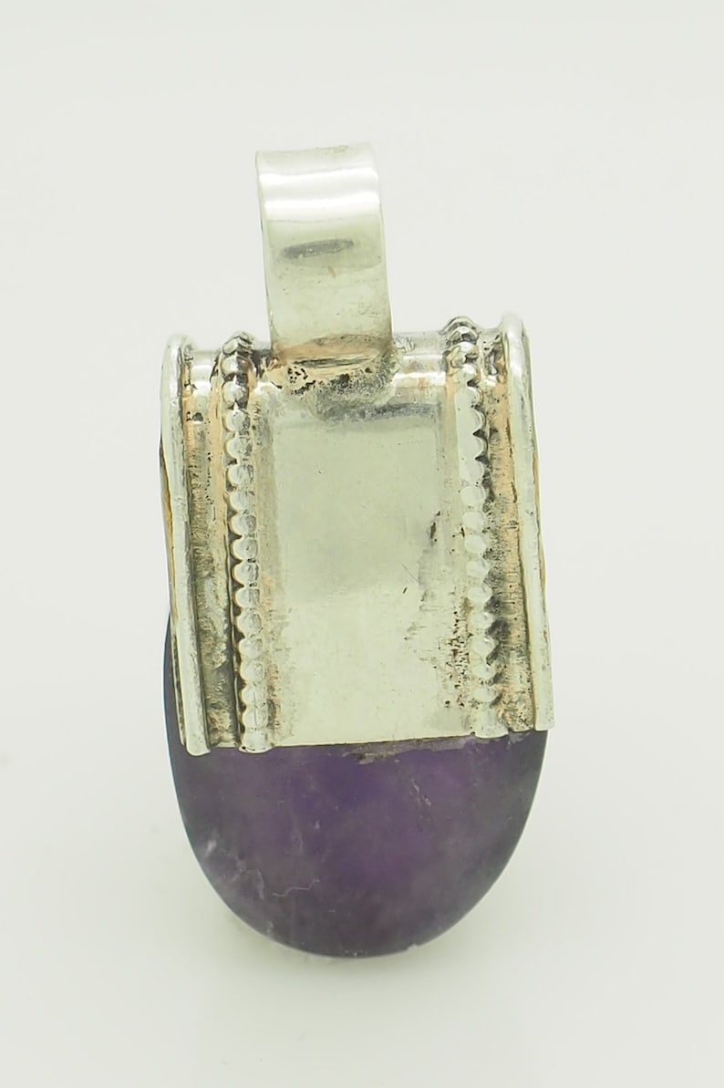 Vintage Sterling Silver925 Large Oval Natural Amethyst Pendant; # 5722
