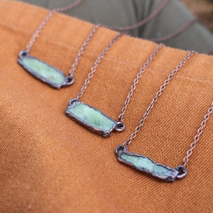 Green Kyanite Bar Necklace, Raw Crystal Bar Necklace, Witchy Christmas Gift, Green Kyanite Electroformed Jewelry