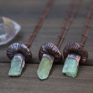 Small Green Kyanite Mushroom Necklace, Electroformed Jewelry, Boho Hippie Jewelry, Raw Crystal Jewelry