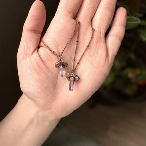 Delicado collar de seta de amatista Vera Cruz, joyería electroformada, joyería de cristal en bruto, joyería boho hippie