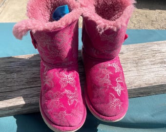 Ugg boots boots Pink  shoes  Youth Size: 4.