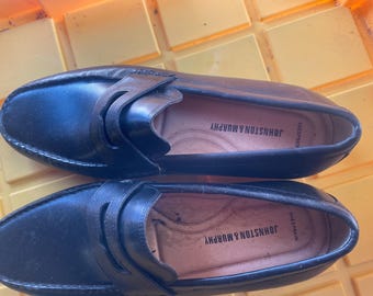 Vintage Johnston & Murphy Black Aristocraft Pebbled Leather