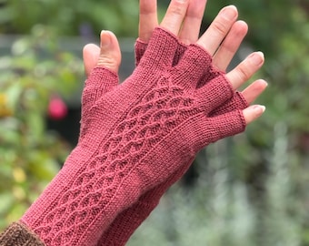 Braidy Fingerless Gloves Celtic Cable Knitting Pattern.