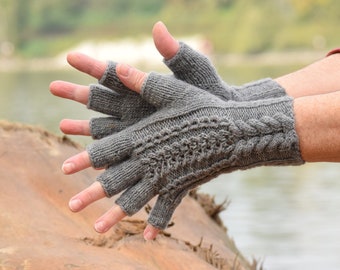 Fingerless Gloves Pattern, Celtic Cable and Lace.  Eventide Fingerless Gloves