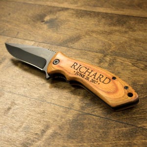 Personalized Engraved Knife - Wooden Engraved Pocket Knife - Fathers Day - Gift for Groomsmen Father of the Bride Best Man Anniversary Gift