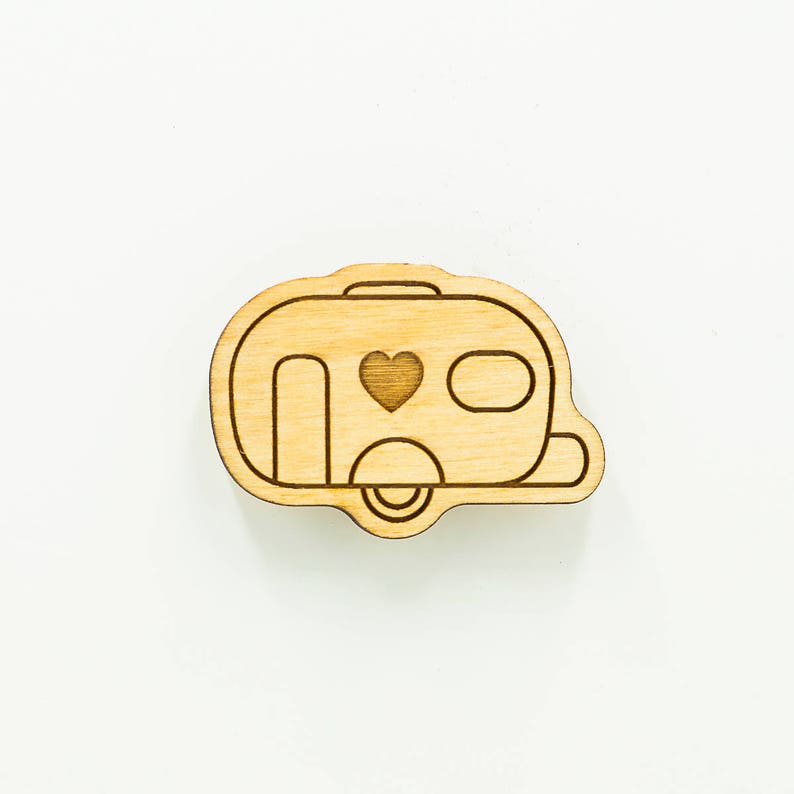 Camper Magnet Camper Van Wood Magnet Camper Trailer Engraved Magnet Single Wheel Camper Tow Behind Camper Camping Trailer Magnet