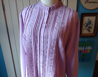 Vintage Lavender Blouse Button Long Sleeve Lace Embroidery Pastel Purple