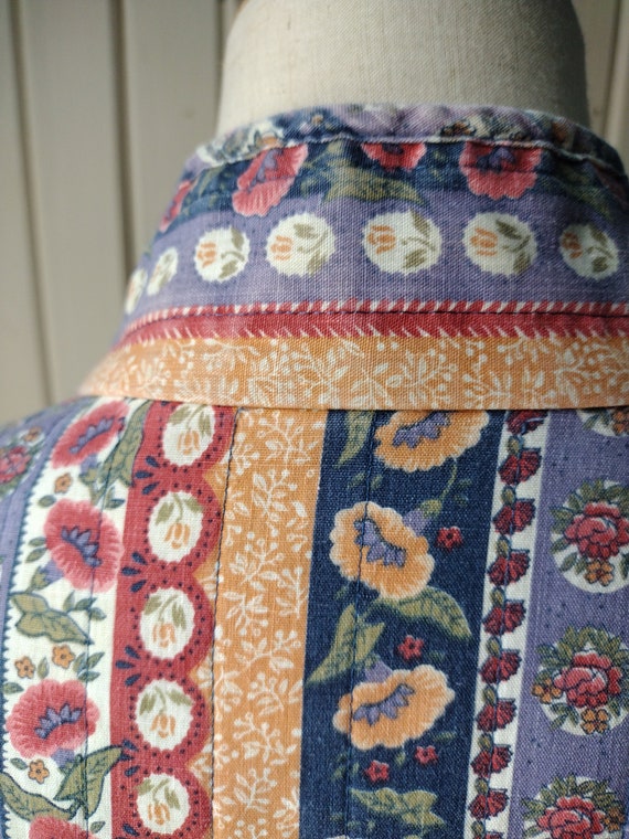 Adorable Vintage Reversible Quilted Jacket Floral… - image 4