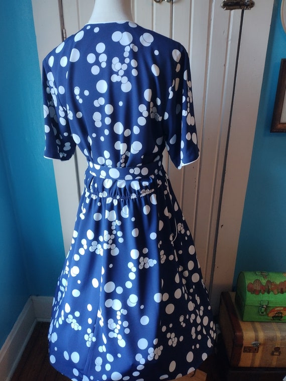 Vintage Navy Blue Polka Dot Dress Belted Short Sl… - image 4