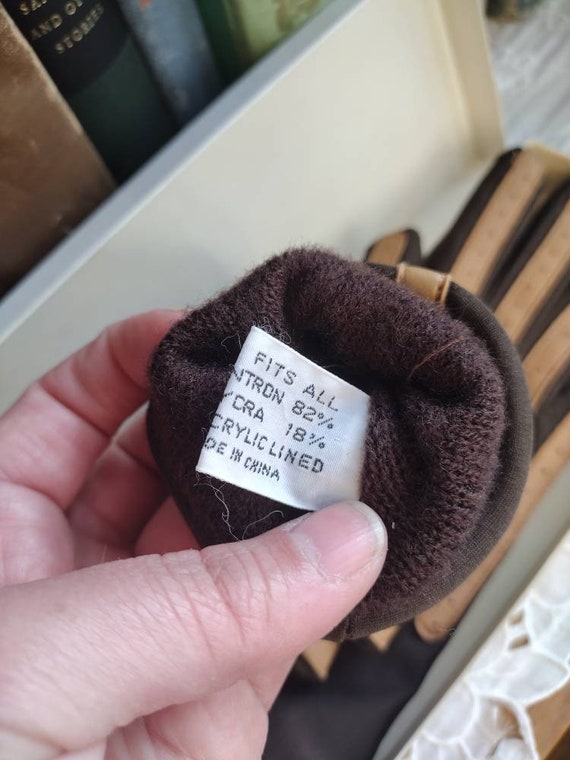 New Old Stock Vintage Gloves in Box Brown Tan Dri… - image 7