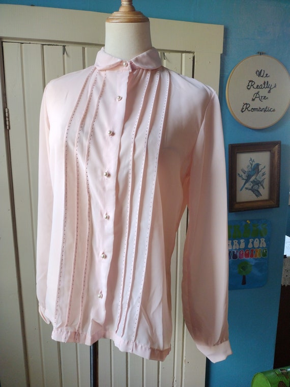 vintage pale pink button down blouse contrast stit