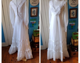 Vintage 70s Gunne Style Prairie Wedding Dress High Neck Tiered Empire Waist Dress S 4 6 Long Sleeve