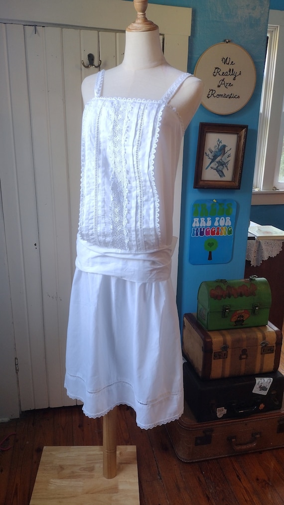 Vintage Gunne Sax 80s White Cotton Dropwaist Dress