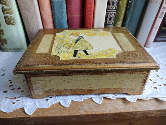 Vintage Holly Hobbie Wooden Jewelry Music Box Gol… - image 3