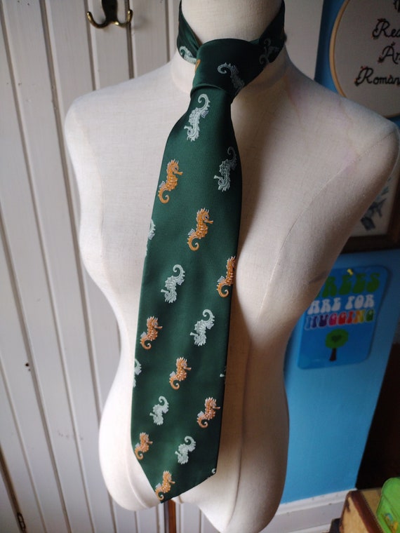 Vintage 70s Wide Seahorse Green Yellow Tie - image 7