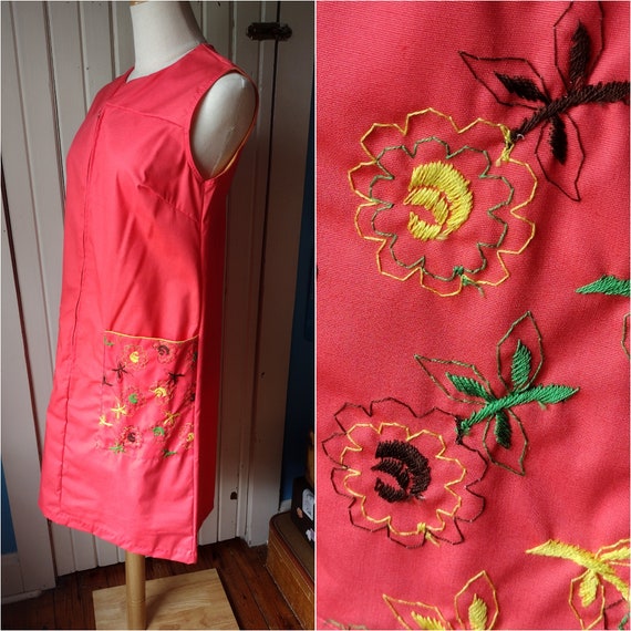 Vintage 60s Embroidered Melon House Dress Pockets… - image 1