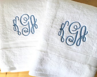 Monogram Bath Towel / Graduation Gift / Wedding Gift