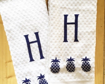 Monogram Waffle Weave Kitchen Towel with Pineapples / Monogram Dish Towel / Host Gift