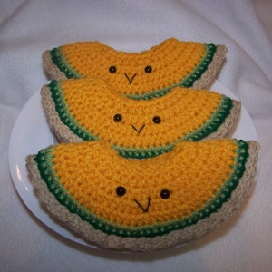 Cantaloupe Slice AMIGURUMI Crochet, play food, housewarming gift, fruit lovers, kitchen decor, Hand Crochet