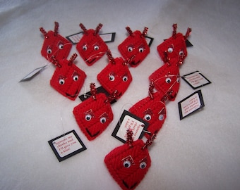 Devil Halloween Plastic canvas Party Favor/Ornament/ Gift Tag/Wine bottle decor "Squeeze my cheeks" w/candy KISS!