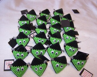 Frankenstein Halloween Plastic canvas Party Favor/Ornament/ Gift Tag "Squeeze my cheeks" w/candy KISS!