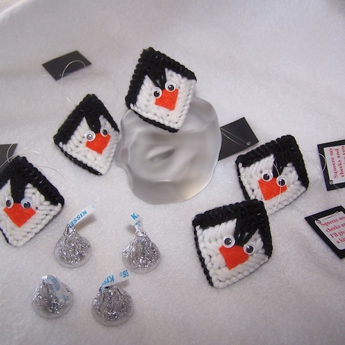 Artic Penguin Handmade Party Favor/Ornament/ Gift Tag "Squeeze my cheeks" w/candy KISS! Plastic canvas